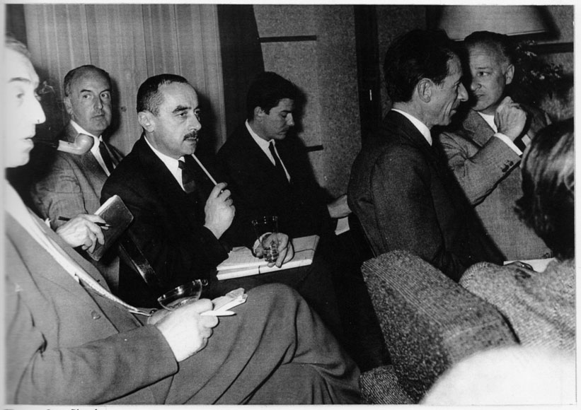 De gauche à droite : Sépo, Jean Colin, Savignac, Foré, Dubois, Nathan, et Villemot de dos, 1956.